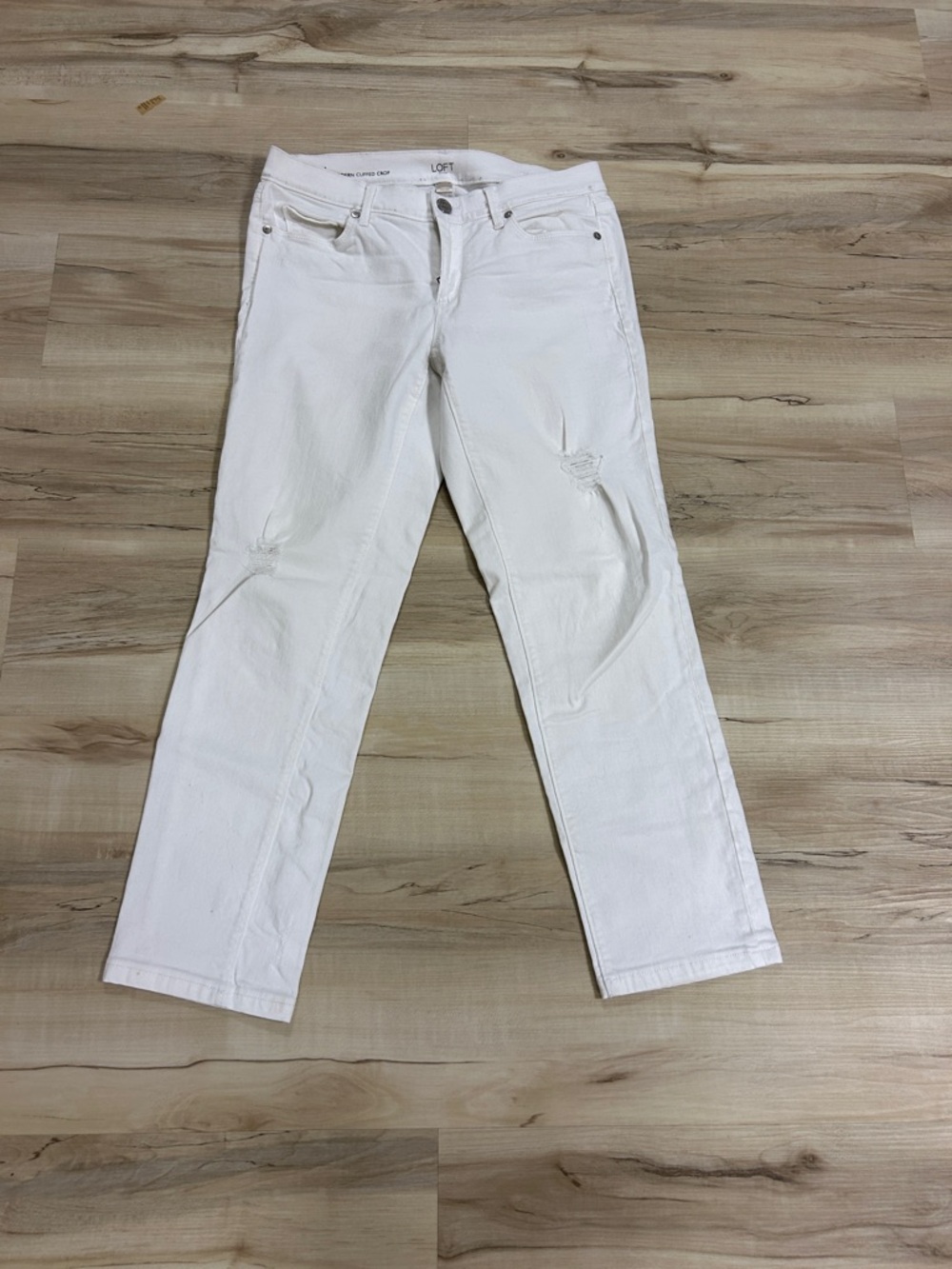 LOFT White modern cuffed crop Straight-Leg Jeans with Knee Distress